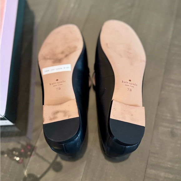 Kate Spade Women’s Cape Cod Spade Loafers in black leather Size 7 - Picture 2 of 5